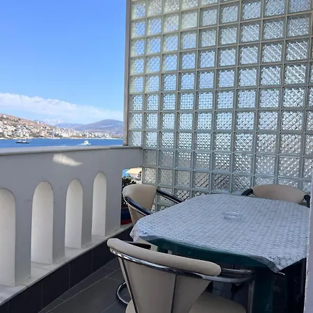 公寓 Behar - Penthouse With Seaview